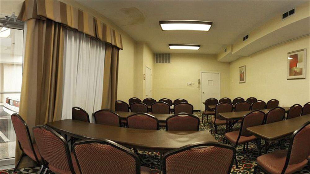 Holiday Inn Express Washington Dc Silver Spring By Ihg Екстер'єр фото