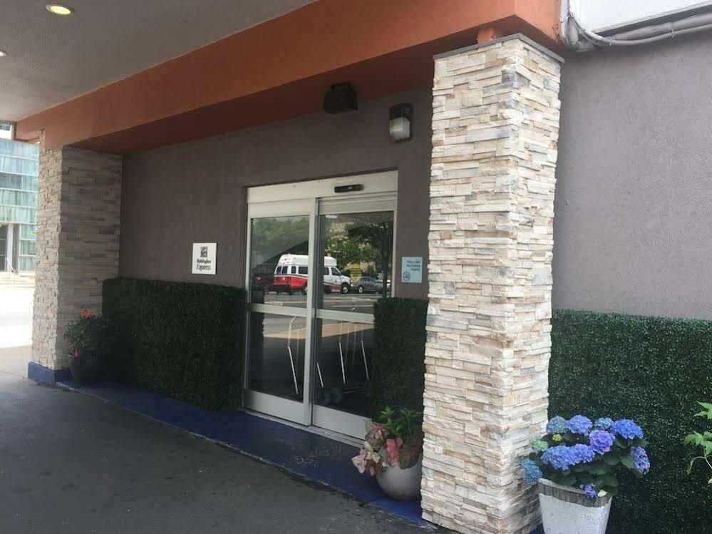 Holiday Inn Express Washington Dc Silver Spring By Ihg Екстер'єр фото